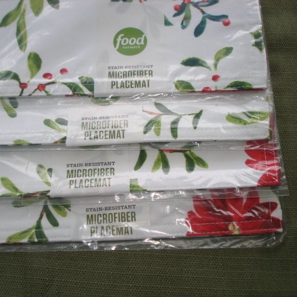 Food Network SET of 4 FABRIC PLACEMATS White Christmas Holly & Pine Poinsettia - Picture 5 of 11